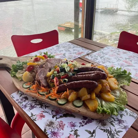 Riverfood&party Centar Aktivnog Odmora Beocin